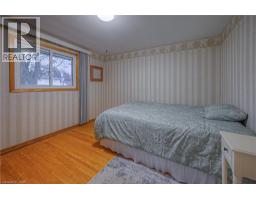 148 STRATHCONA Crescent - 26