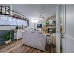 148 STRATHCONA Crescent - 30