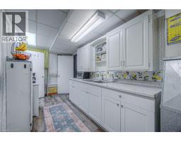 148 STRATHCONA Crescent - 34