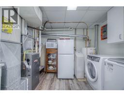 148 STRATHCONA Crescent - 36