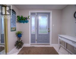 148 STRATHCONA Crescent - 5