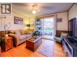 148 STRATHCONA Crescent - 7