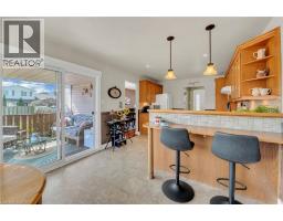 35 HIGHLAND Boulevard - 12