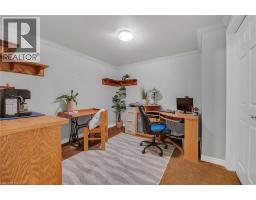 35 HIGHLAND Boulevard - 34