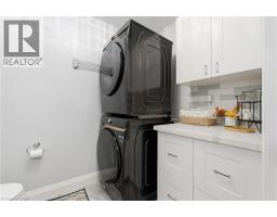 17 HOODLESS Court - 16