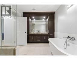 17 HOODLESS Court - 40