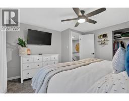 23 RUSHBROOK Drive - 32