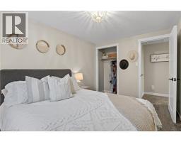 23 RUSHBROOK Drive - 37