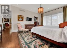 585 REGAL Place - 19