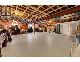 585 REGAL Place - 31