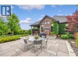 585 REGAL Place - 33