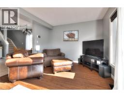 462 MOWAT Street E - 14