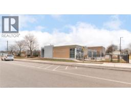 462 MOWAT Street E - 31