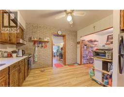 215 LANCASTER Street W - 10