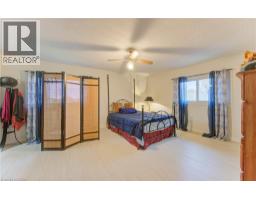 215 LANCASTER Street W - 17