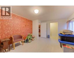 215 LANCASTER Street W - 21