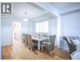 125 SILVERWOOD Crescent - 13