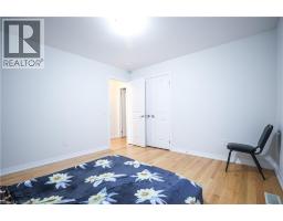 125 SILVERWOOD Crescent - 22