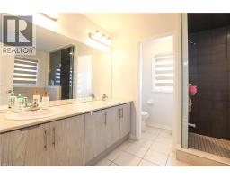 125 SILVERWOOD Crescent - 27