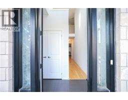 125 SILVERWOOD Crescent - 4