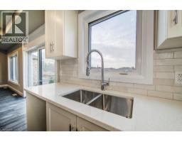 179 APPLEWOOD Street - 13