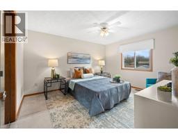 327 CONSERVATION Drive - 18