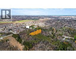 327 CONSERVATION Drive - 37