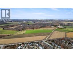 327 CONSERVATION Drive - 39