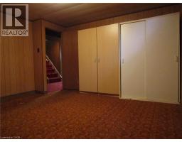 18 FOSTER Crescent - 28