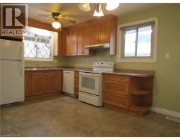 18 FOSTER Crescent - 8