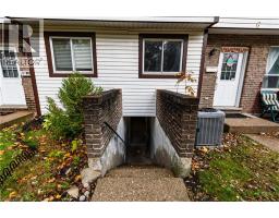 445 PIONEER Drive UnitNo. 4 - 27