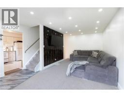 445 PIONEER Drive UnitNo. 4 - 3