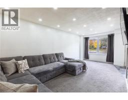 445 PIONEER Drive UnitNo. 4 - 4