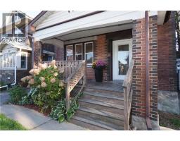 409 WELLINGTON Street N - 3