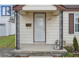 429 CLAYTON Street - 3