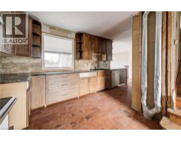 14 ATHLONE Road - 12