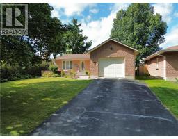 26 DOUGLAS Avenue - 50