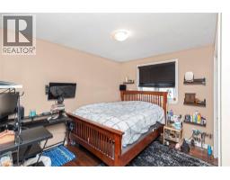 91 THORBURN Street S - 27