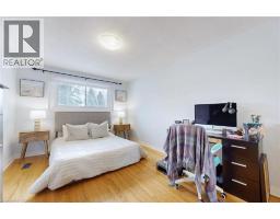 19 DOUGLAS Road - 15