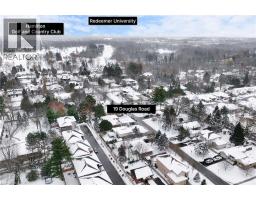 19 DOUGLAS Road - 41