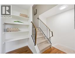 100 BLUEVALE Street N UnitNo. 29 - 29