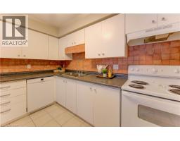 3085 KINGSWAY Drive UnitNo. 50 - 15