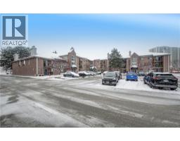 3085 KINGSWAY Drive UnitNo. 50 - 32