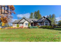 52 EDGEHILL Drive - 2