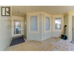 50 MIDLAND Drive UnitNo. 14 - 4