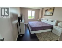 279 CHANDLER Drive UnitNo. 706 - 28