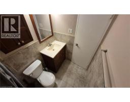 279 CHANDLER Drive UnitNo. 706 - 32