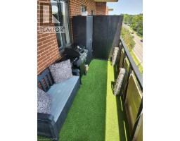 279 CHANDLER Drive UnitNo. 706 - 35