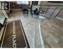 279 CHANDLER Drive UnitNo. 706 - 7