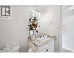 24 MORRISON Road UnitNo. D9 - 9